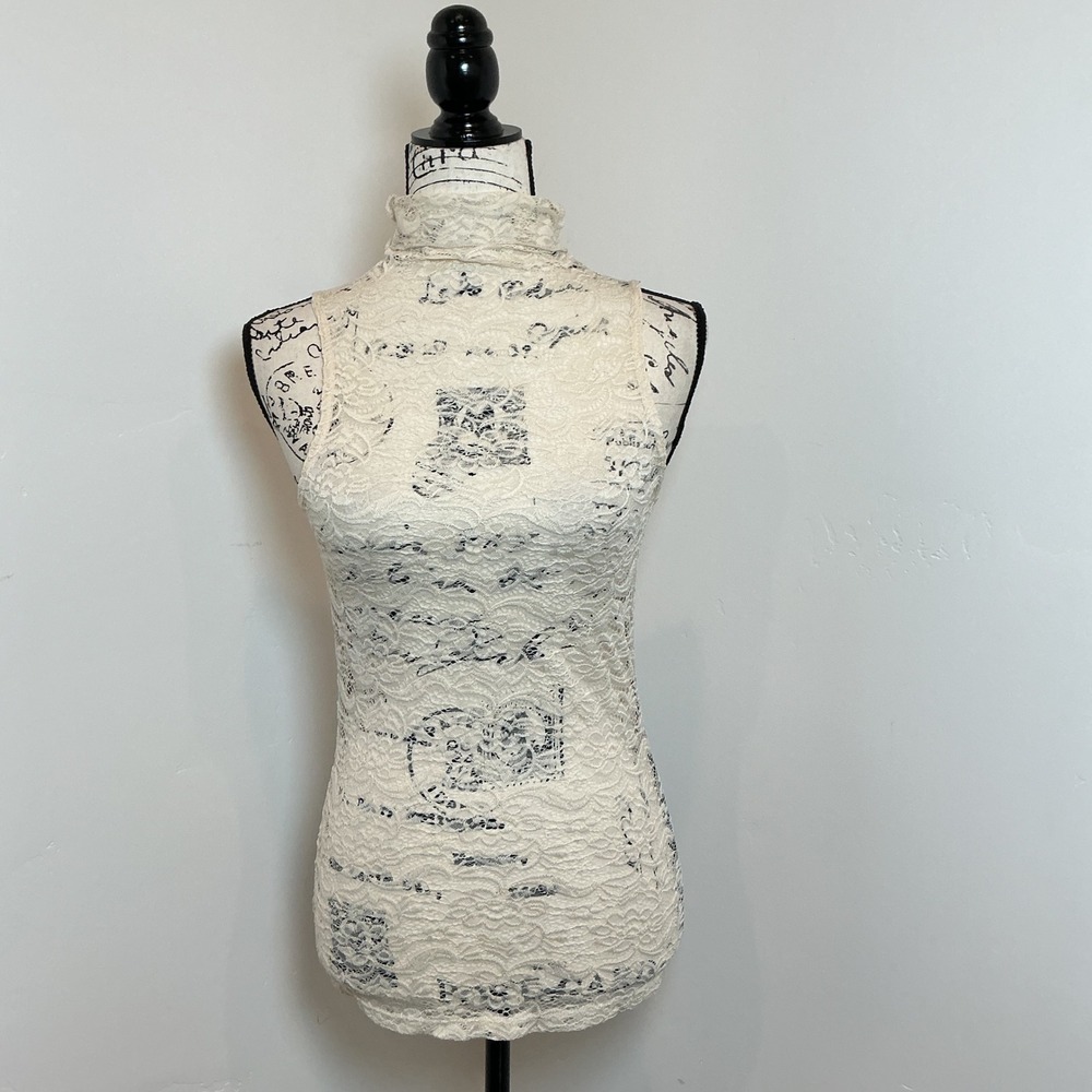 Buckle Black Lace Turtle‎ Neck Sleeveless Top Ivory XS